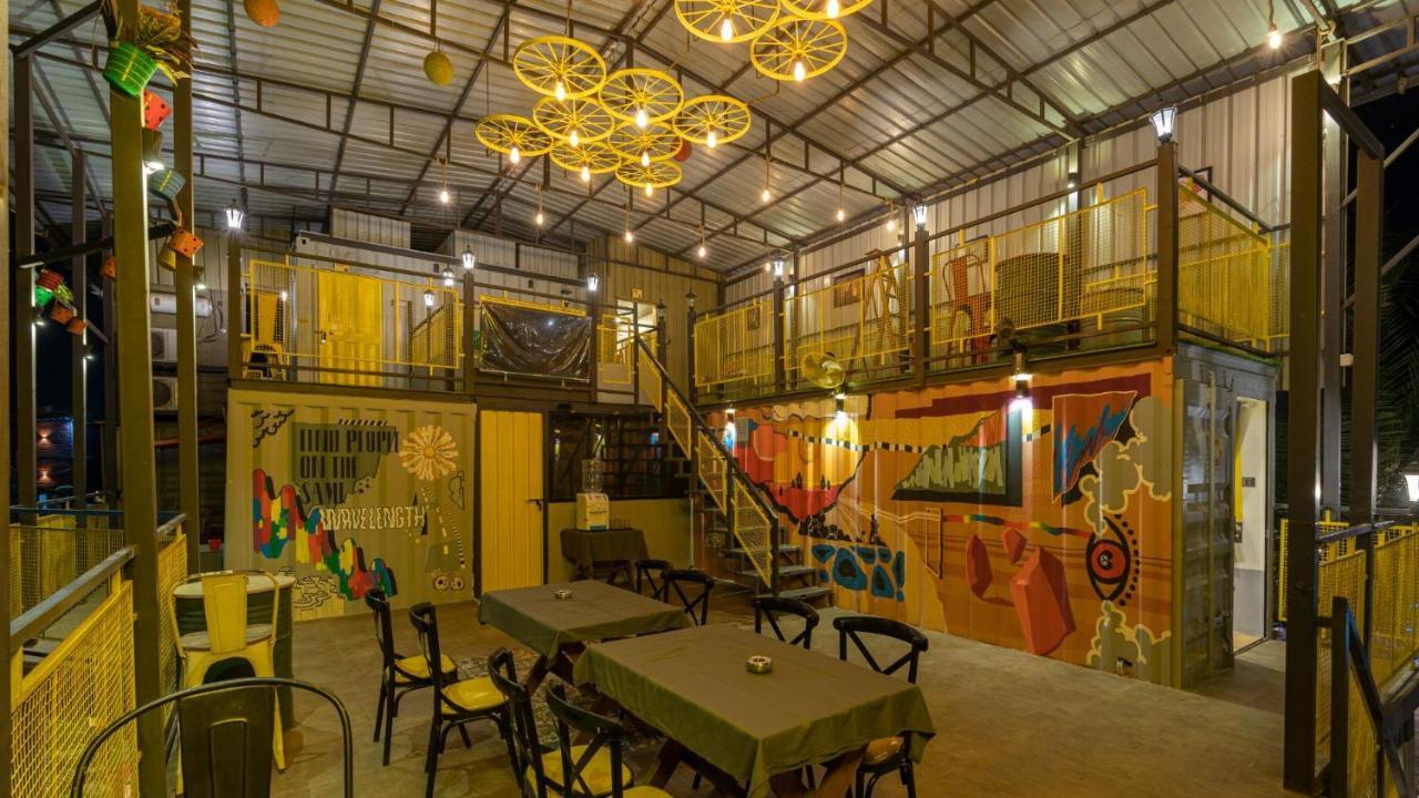 Boxtel Lonavala Bagian luar foto